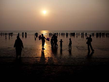 Mumbai Juhu beach